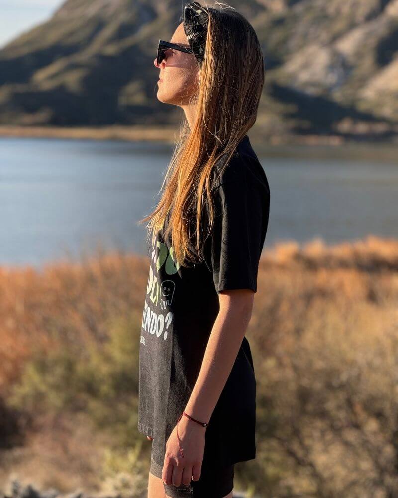 Modelo de remera estas viviendo o existiendo Recuelife